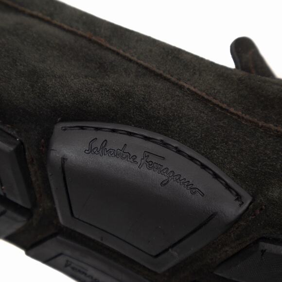 950$ Salvatore Ferragamo Gancini Bit Brown Suede Driving Loafers Moc US 9 D